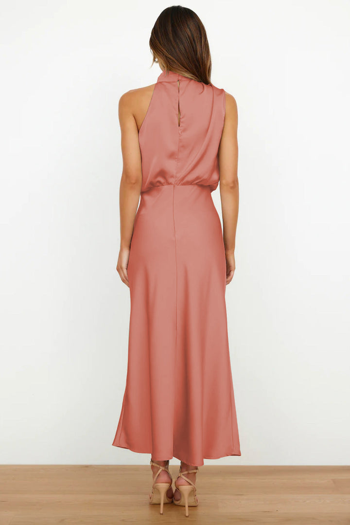 Lydia | Abito lungo con scollatura a halterneck